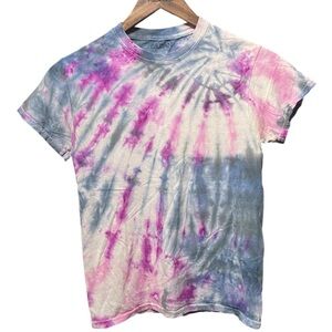 white navy blue purple swirl tie-dye hippie Gildan short sleeve crewneck T-shirt